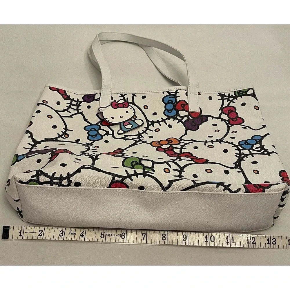 2018 Hello‎ Kitty White Tote Purse Bag Fab NY Sanrio 13 x 10